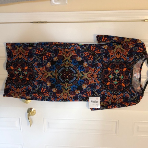 LuLaRoe Dresses & Skirts - NWT Lularoe Julia dress size medium